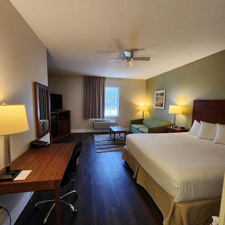 Baymont By Wyndham Mackinaw City Exterior foto