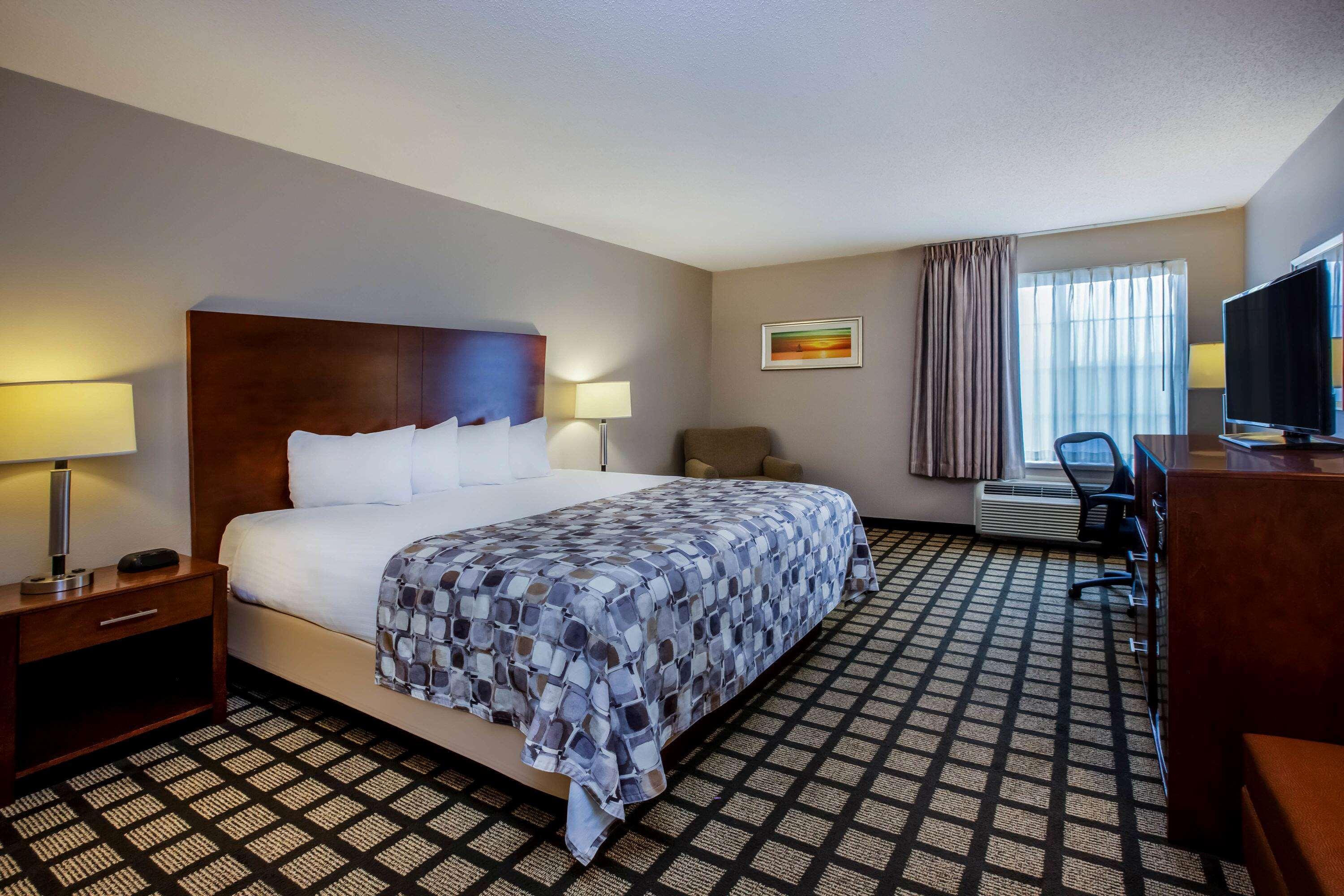 Baymont By Wyndham Mackinaw City Exterior foto